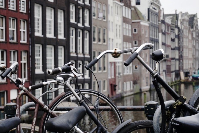 факты об амстердаме велосипеды